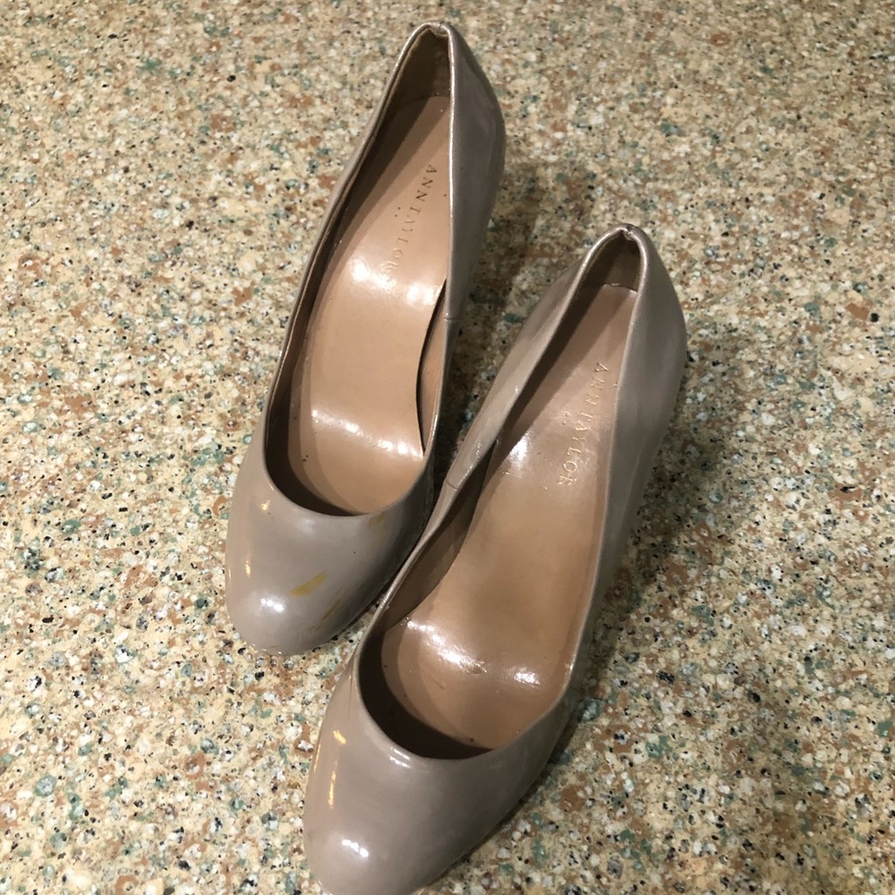 Ann Taylor Heels- Size Women’s 6